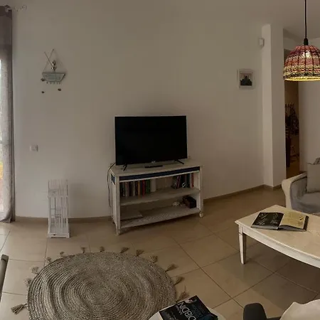Apartment Sunny House - Casa Escapada *